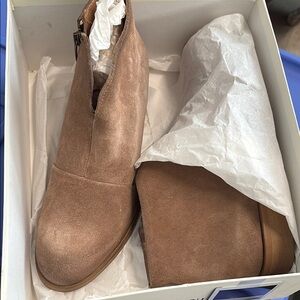 Women's Tan Suede Ankle Boots- Cordani - size 38/8